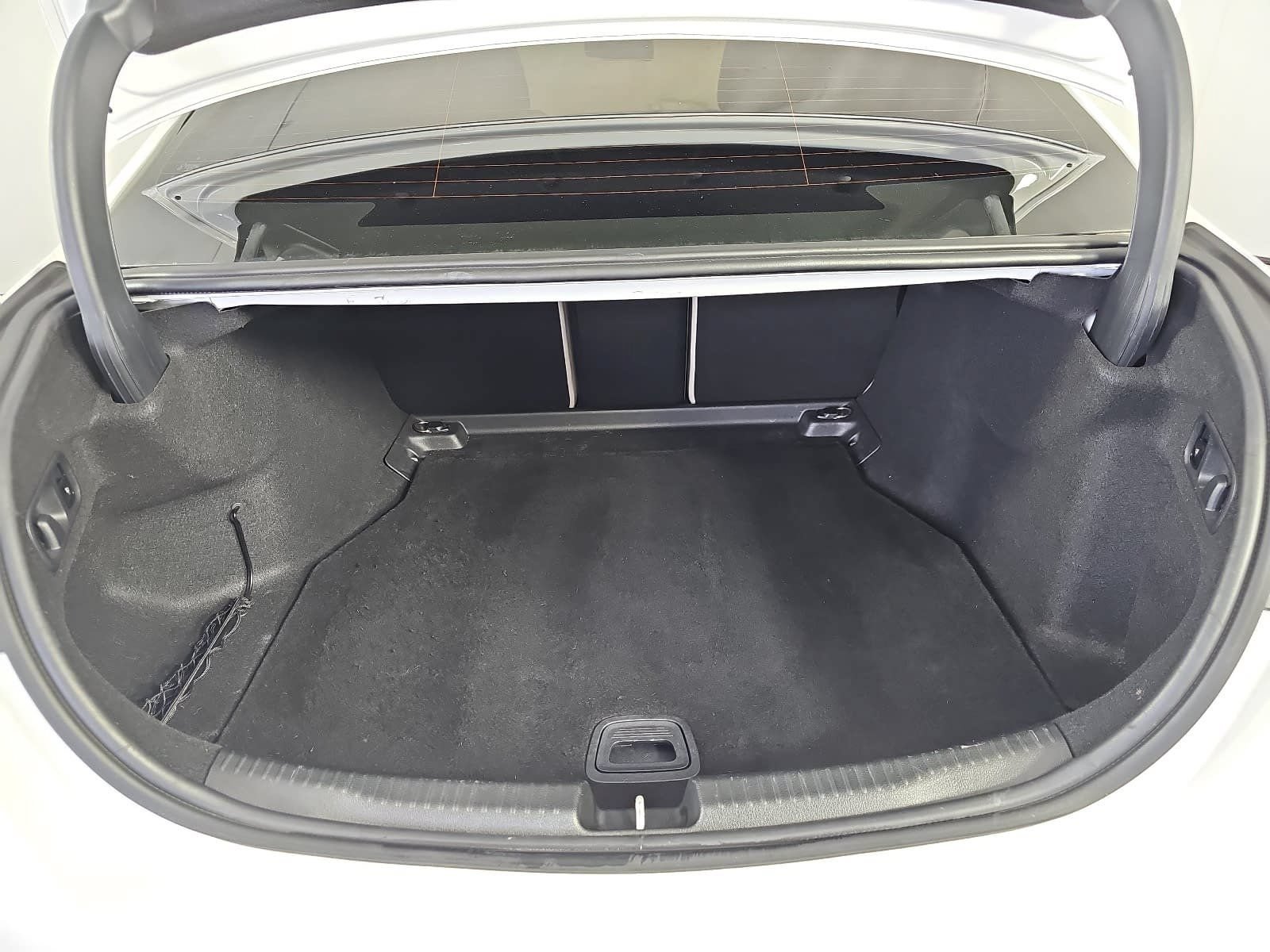 Used 2024 Mercedes-Benz C 300 Sedan image 12