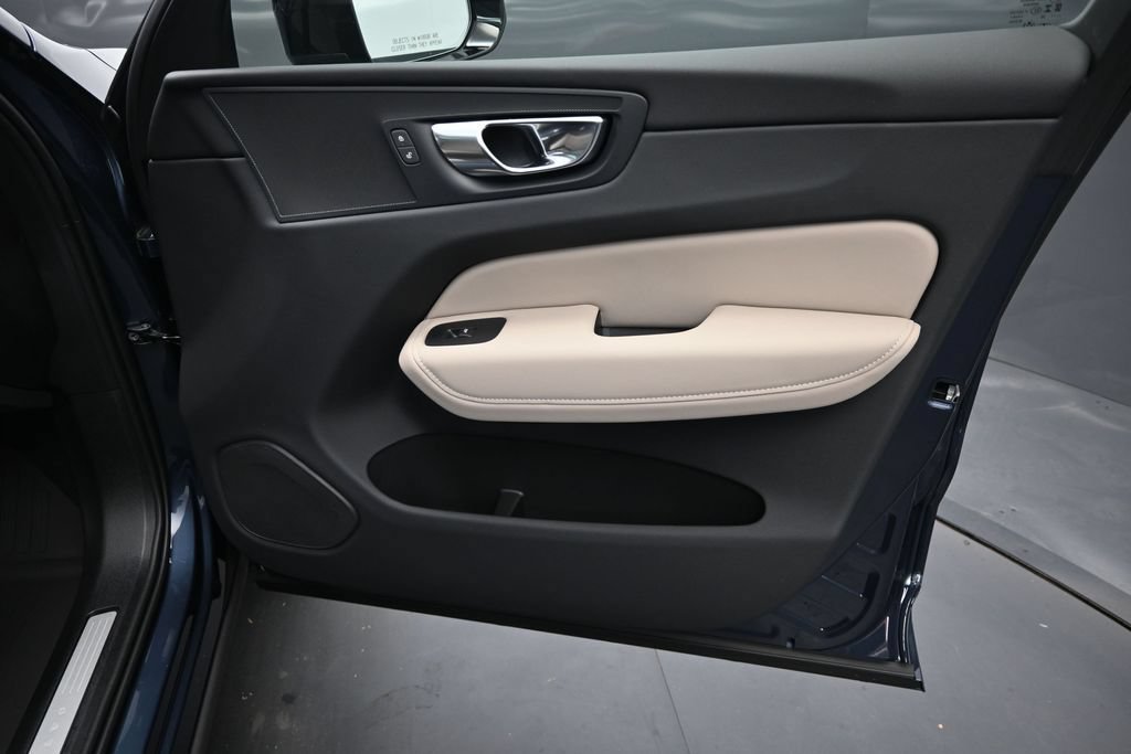 New 2026 Volvo XC60 T8 Plus w/ Climate Package AWD/4WD image 20