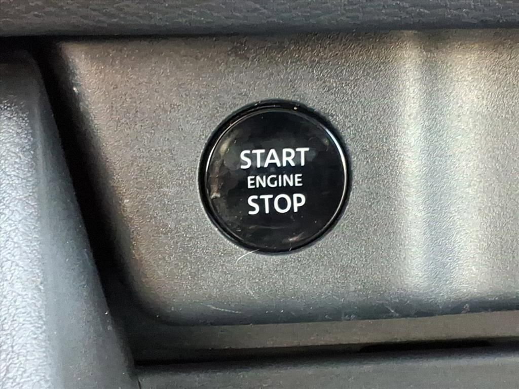 Used 2024 Nissan Rogue SV FWD image 27