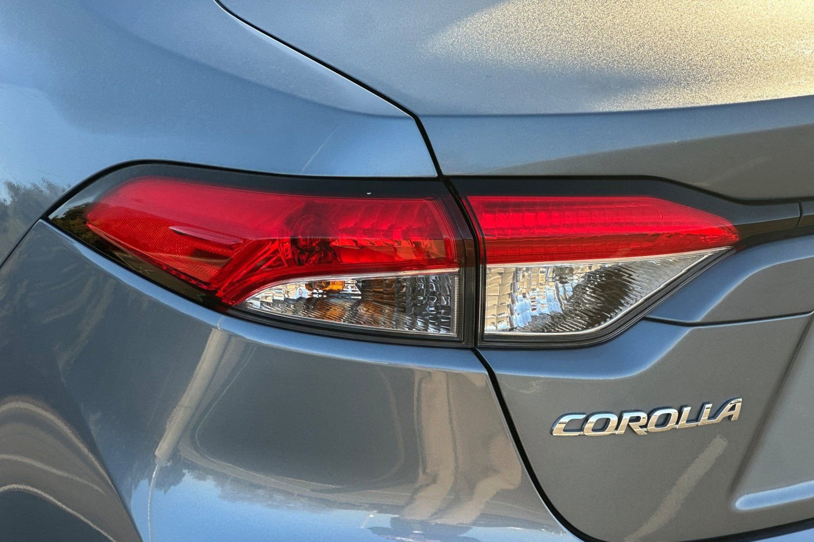 Used 2024 Toyota Corolla LE image 46