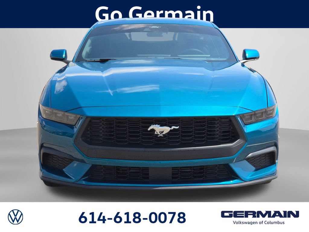 Used 2026 Ford Mustang Coupe RWD image 3