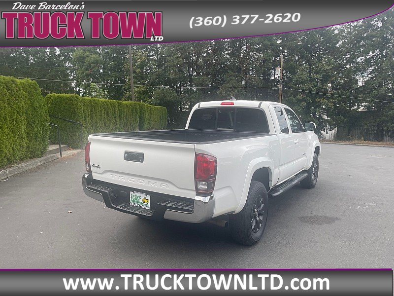 Used 2022 Toyota Tacoma SR5 w/ SR5 Appearance Package (SM) AWD/4WD image 5