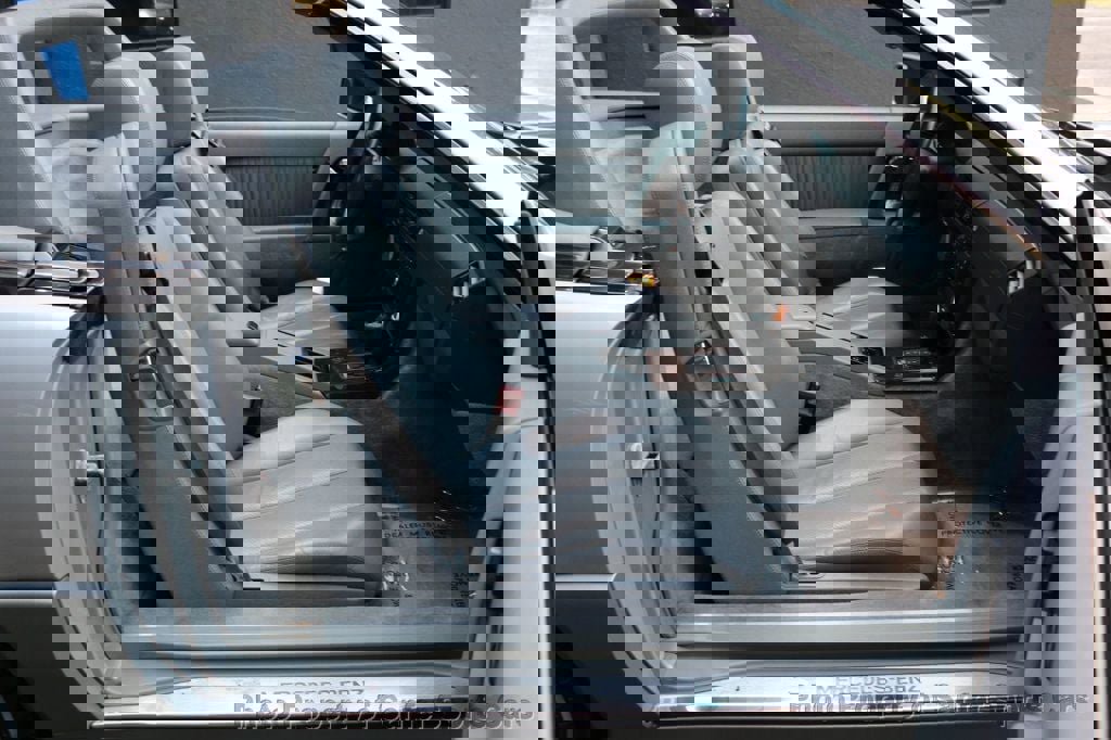 Used 1995 Mercedes-Benz SL 320 image 29