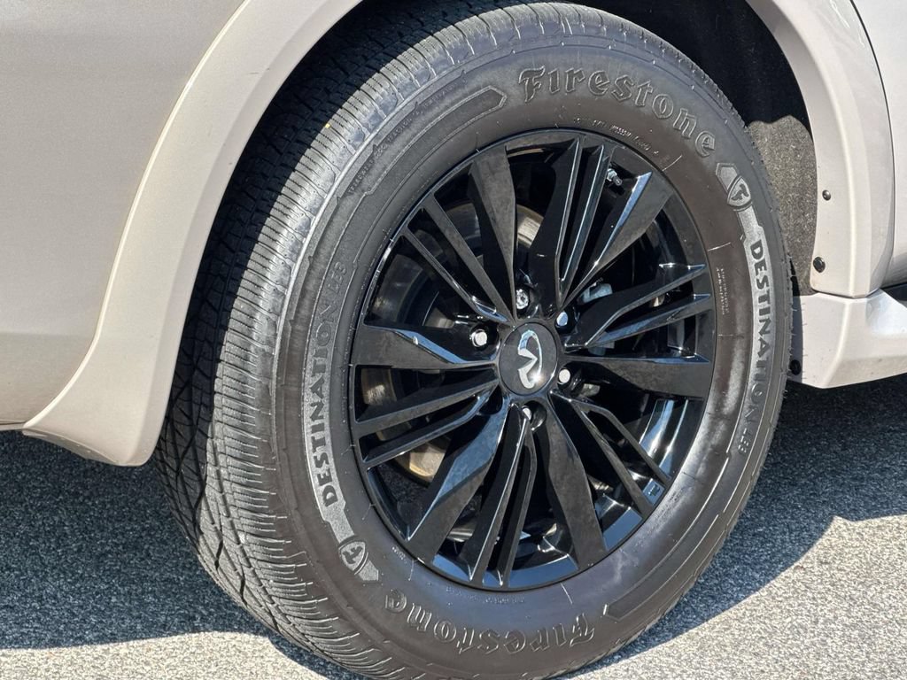 Used 2023 INFINITI QX80 Luxe w/ Cargo Package AWD/4WD image 31