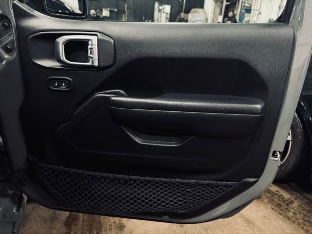 Used 2018 Jeep Wrangler Unlimited Sport S image 15