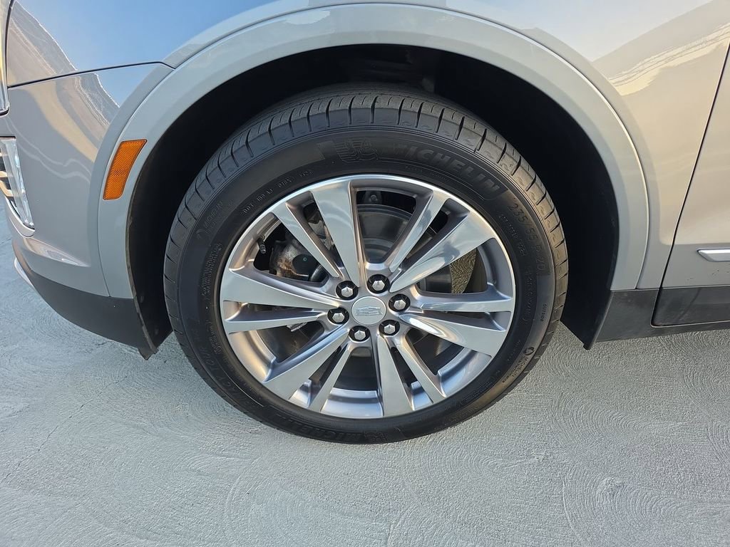 Used 2025 Cadillac XT5 Premium Luxury image 34