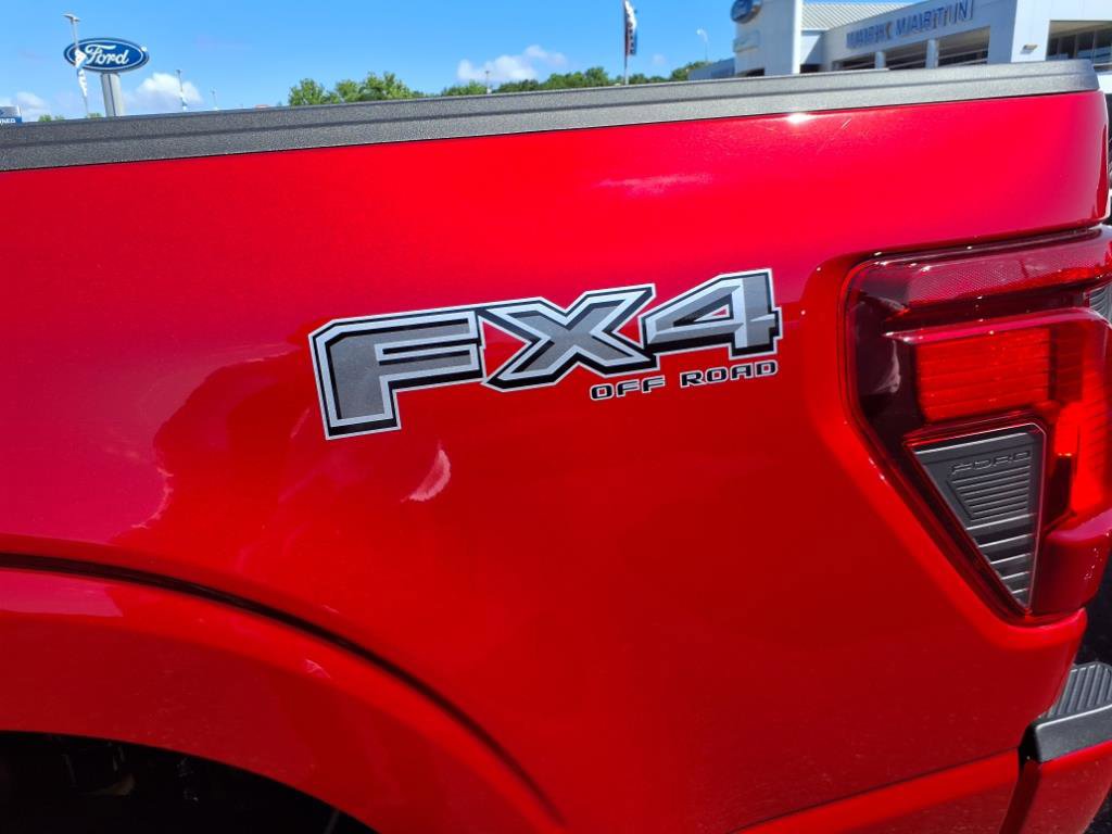 New 2025 Ford F150 XLT w/ Equipment Group 302A MID image 5