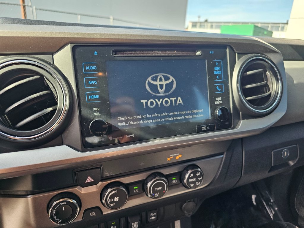 Used 2019 Toyota Tacoma SR5 AWD/4WD image 24