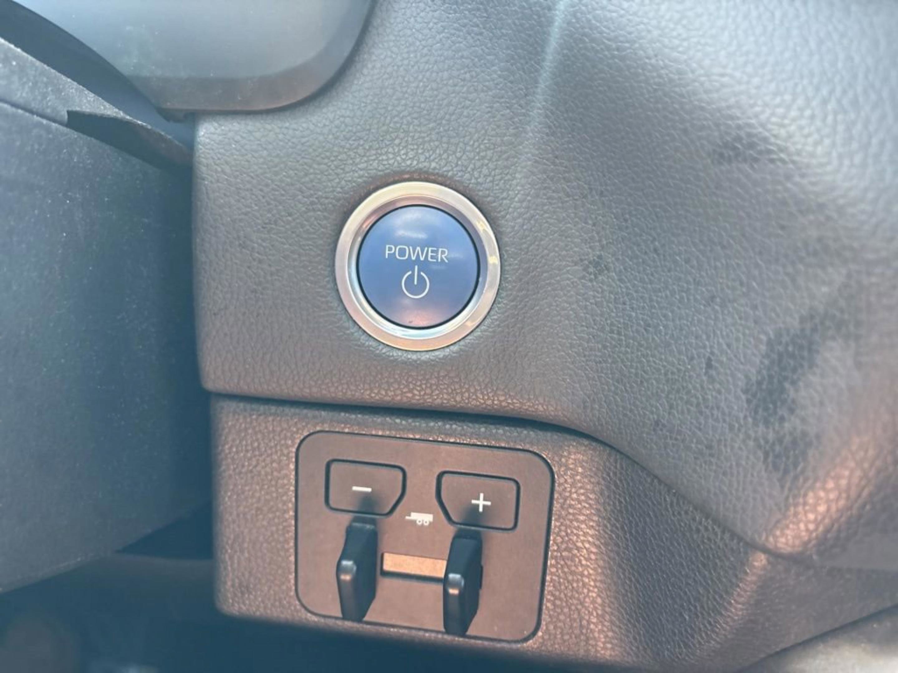 Used 2024 Toyota Tundra Limited image 27