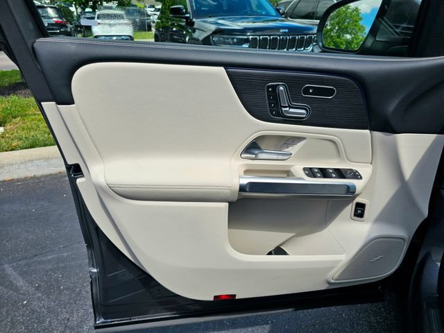 New 2026 Mercedes-Benz GLB 250 4MATIC image 19