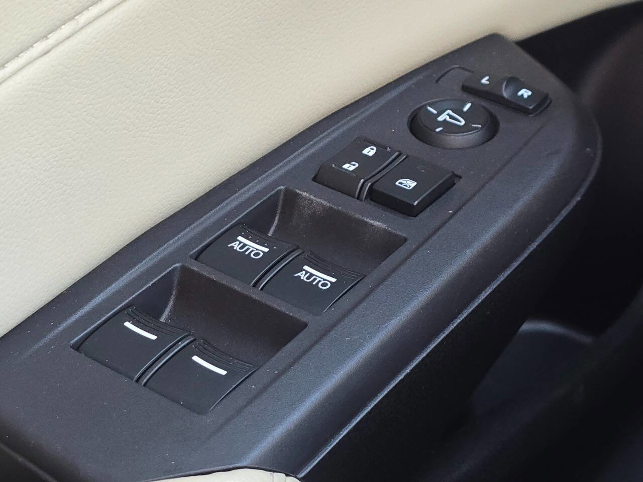 Used 2016 Acura ILX image 23