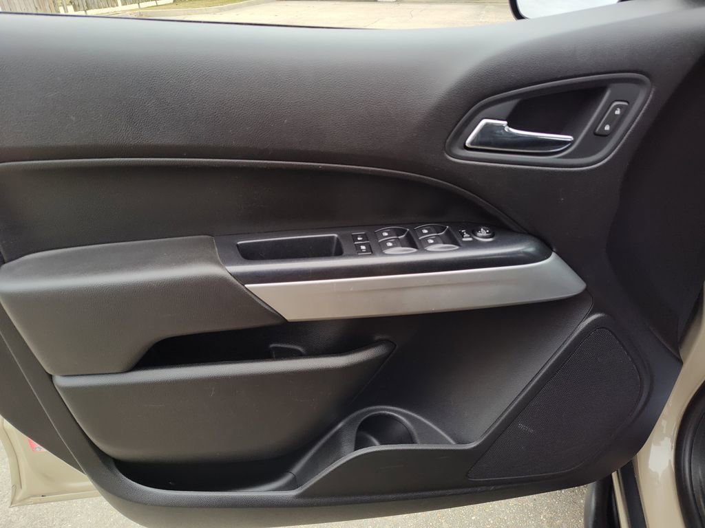 Used 2021 Chevrolet Colorado ZR2 w/ ZR2 Dusk Special Edition image 20