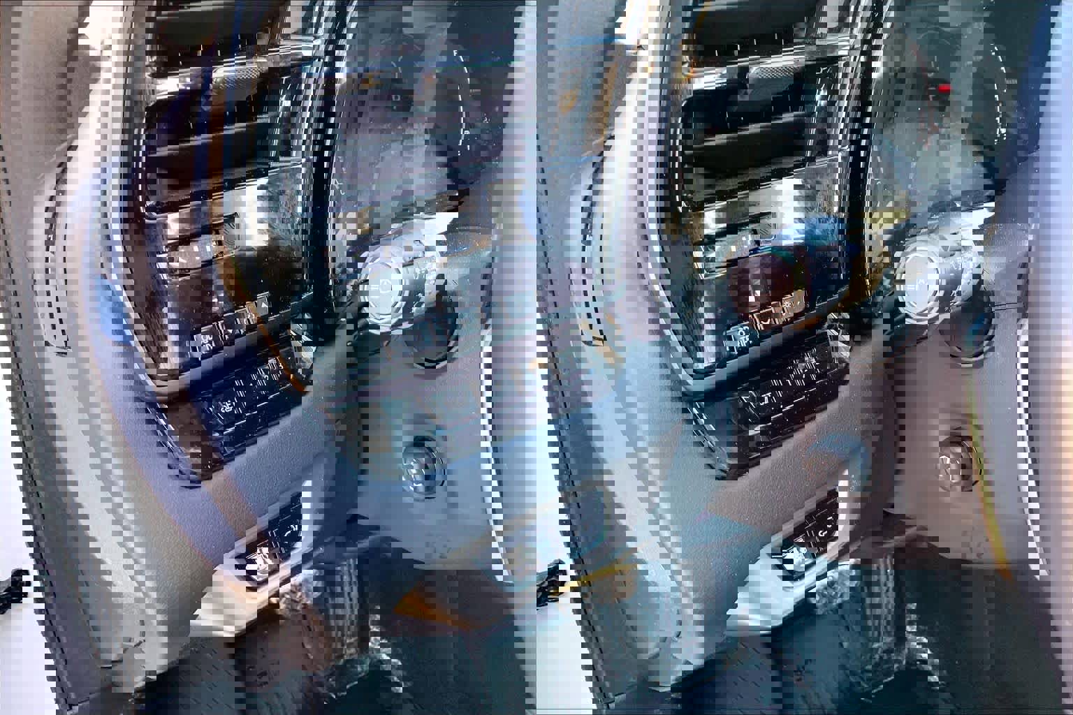 Certified 2024 Lexus RX 350 Luxury w/ Convenience Package image 36