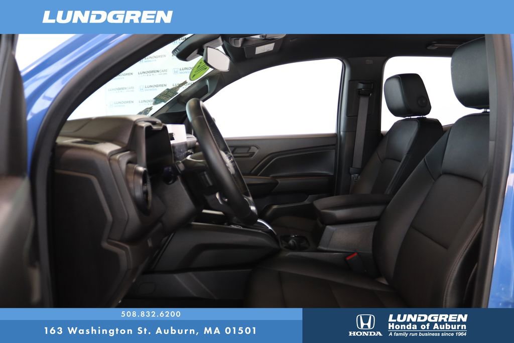 Used 2025 Chevrolet Colorado Trail Boss AWD/4WD image 10