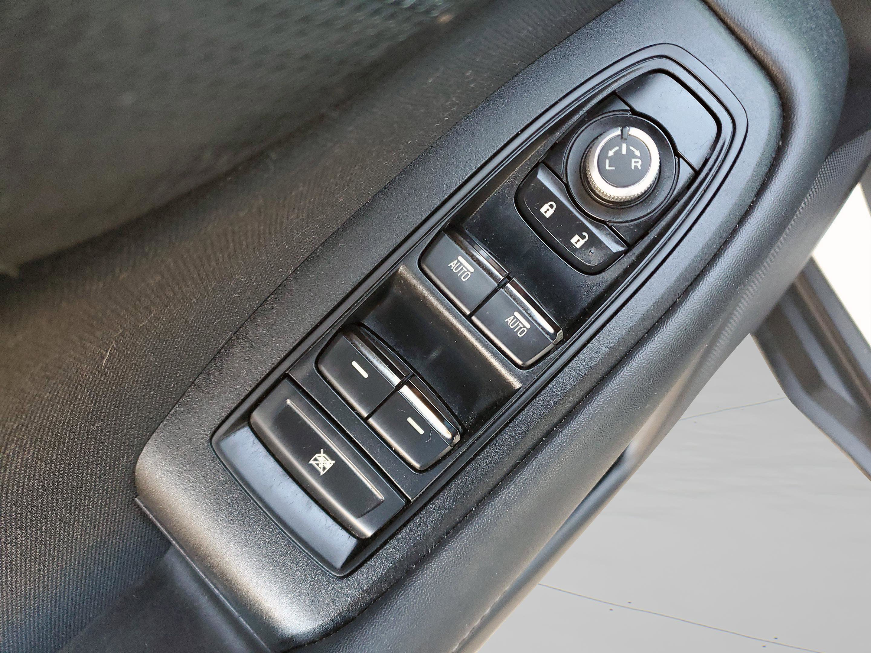 Used 2022 Subaru Outback Premium image 27