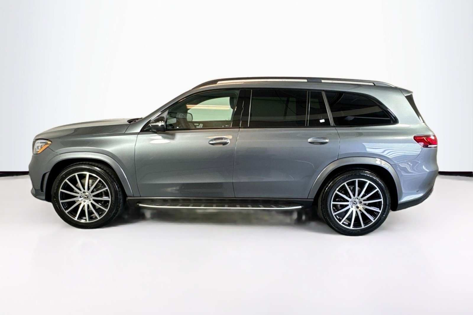Certified 2023 Mercedes-Benz GLS 450 4MATIC image 8