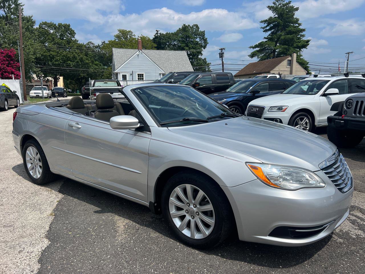 Used 2011 Chrysler 200 Touring image 13