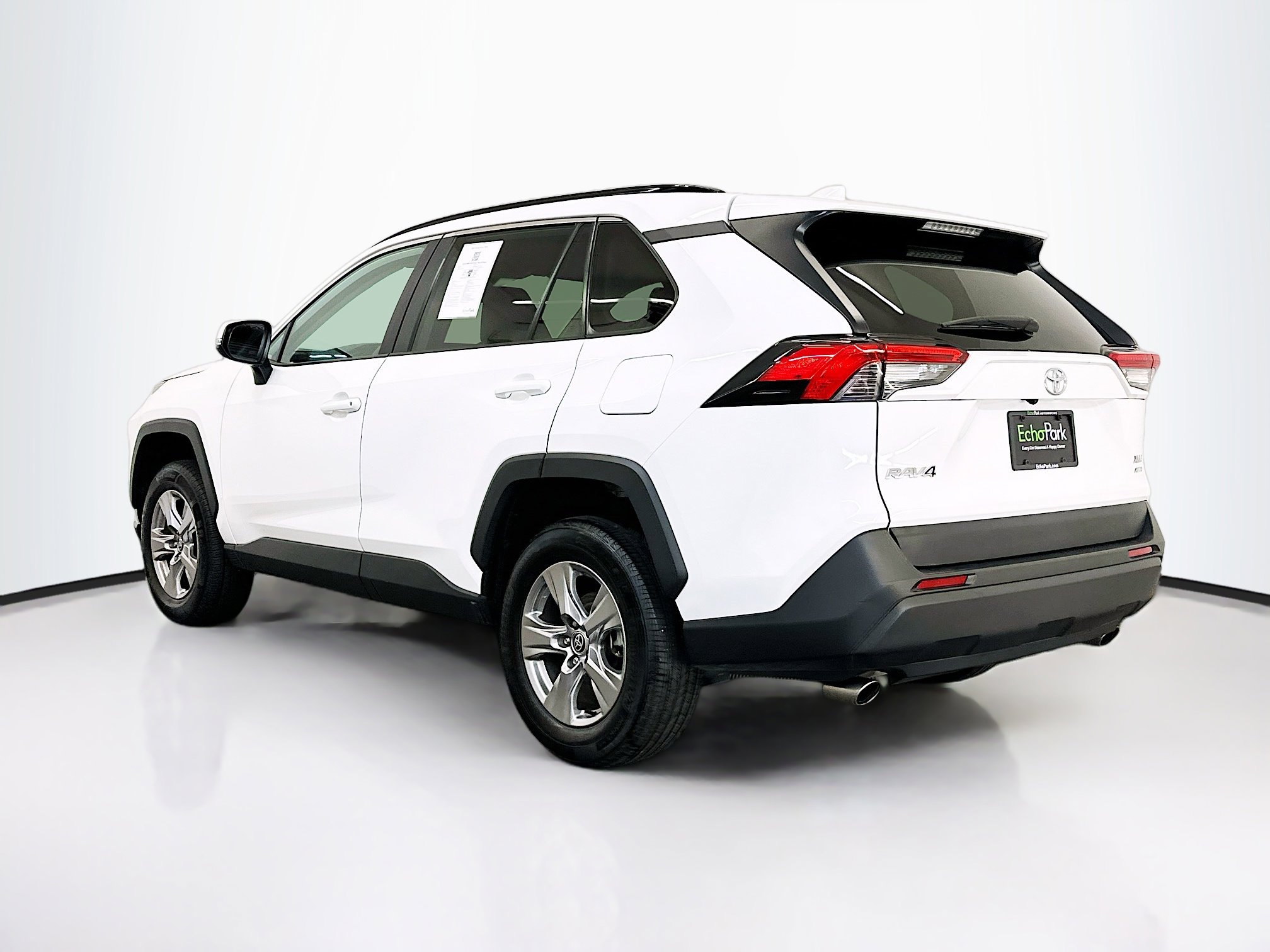 Used 2024 Toyota RAV4 XLE image 5