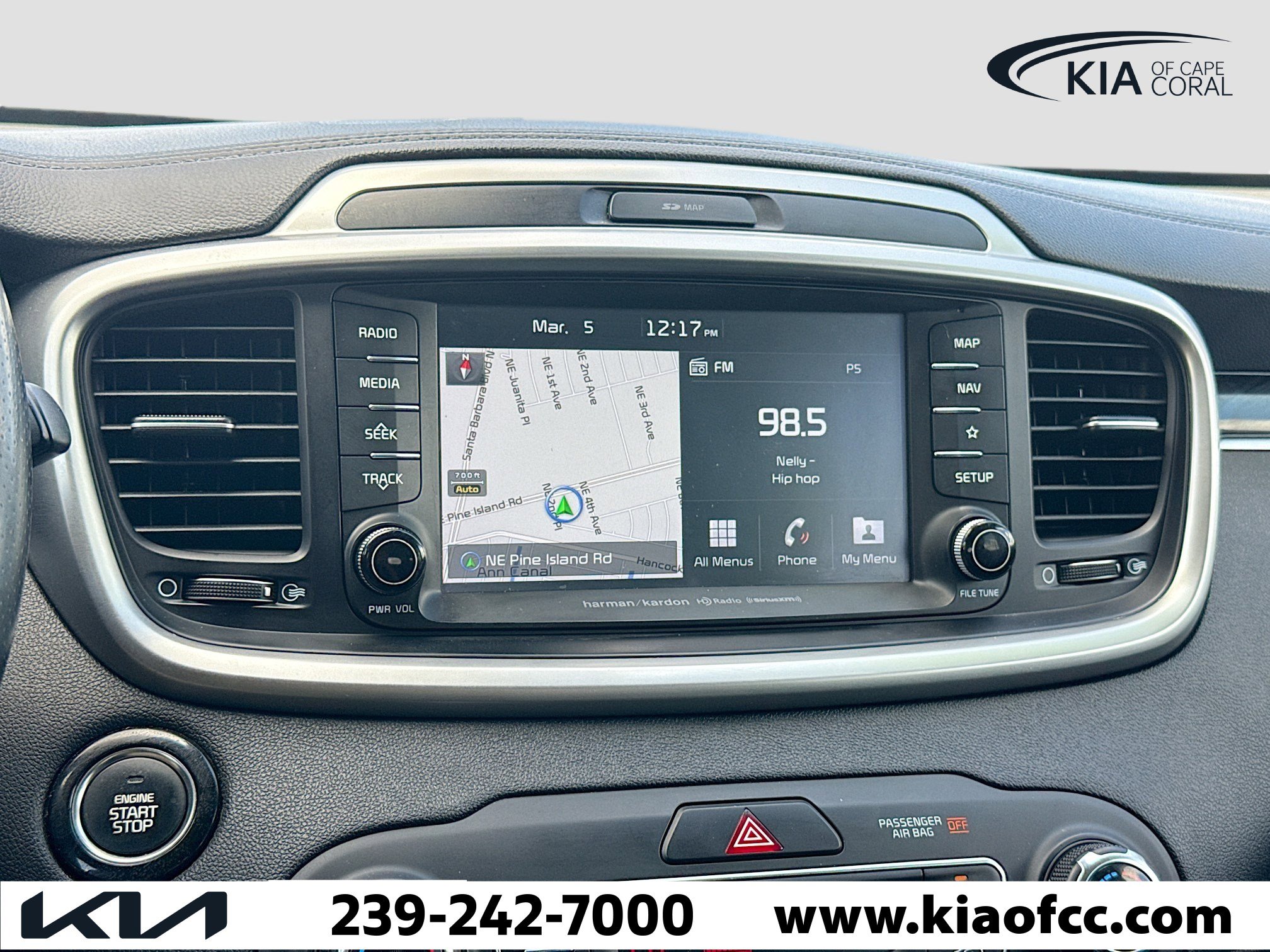Used 2019 Kia Sorento SX image 33