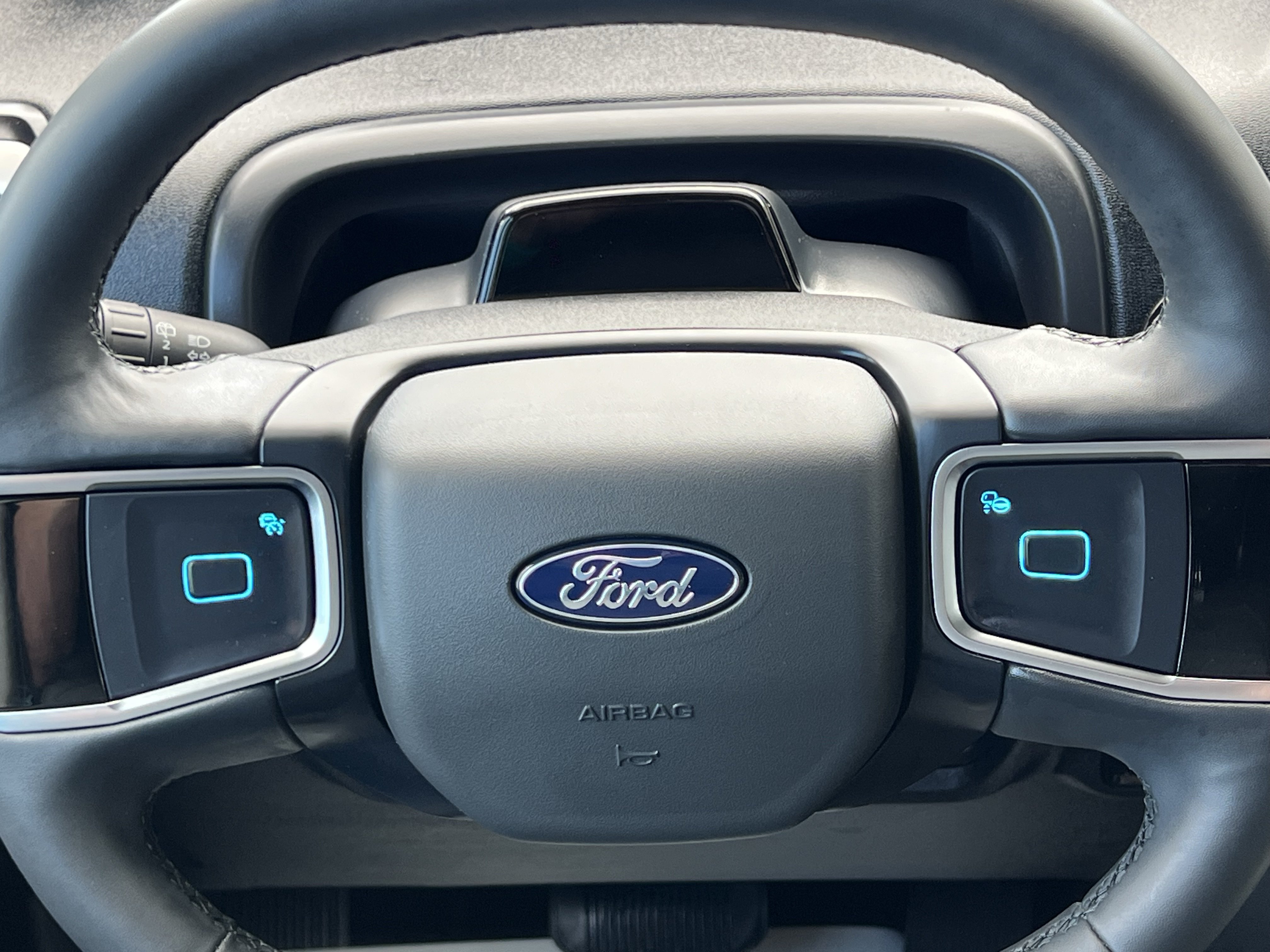 Used 2025 Ford Expedition Max Active AWD/4WD image 41