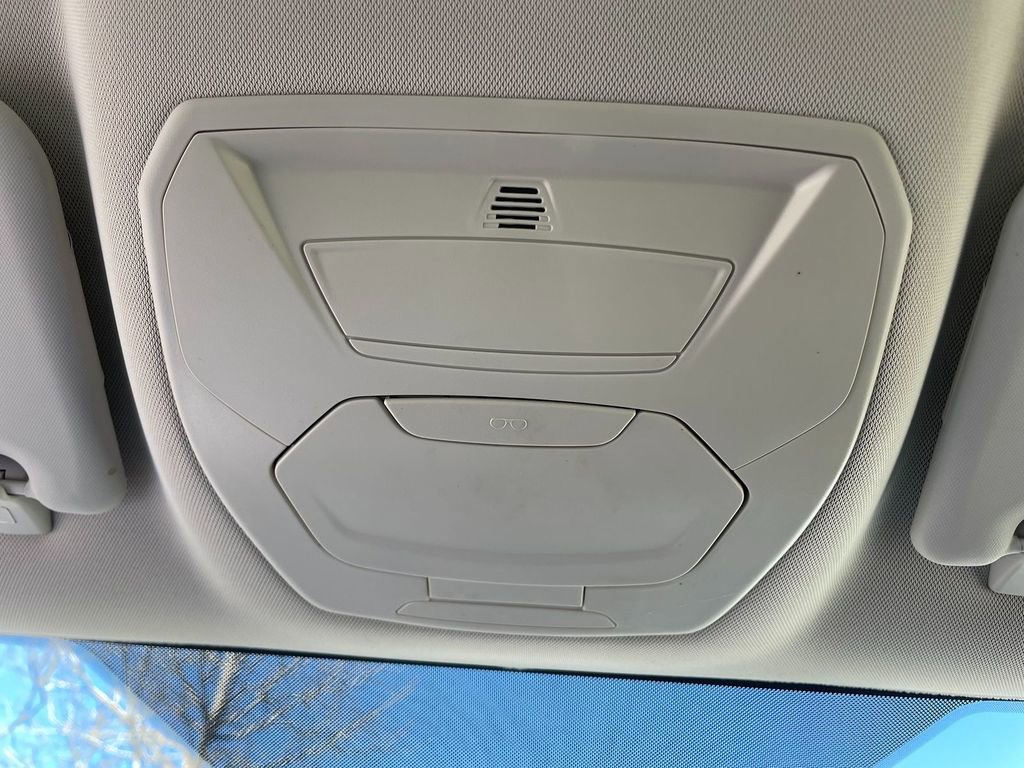 Used 2017 Ford C-MAX SE image 24