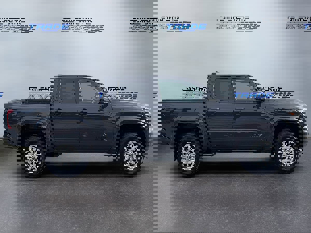 Used 2024 Toyota Tacoma SR5 image 4