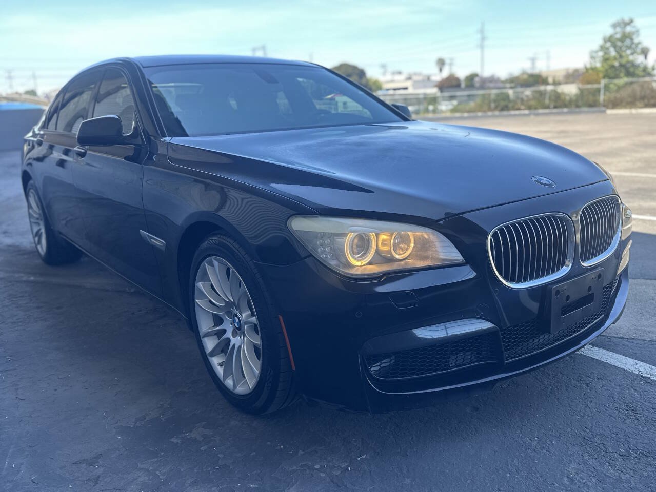 Used 2012 BMW 750Li RWD image 3