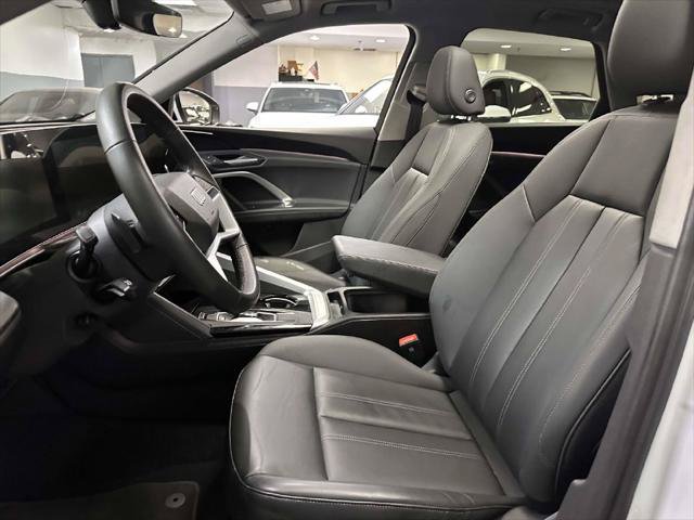 Used 2025 Audi Q5 Premium w/ Convenience Package AWD/4WD image 14