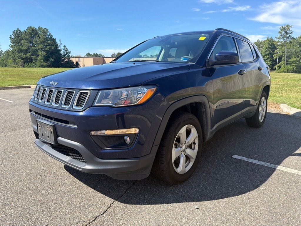 Used 2021 Jeep Compass Latitude AWD/4WD image 3