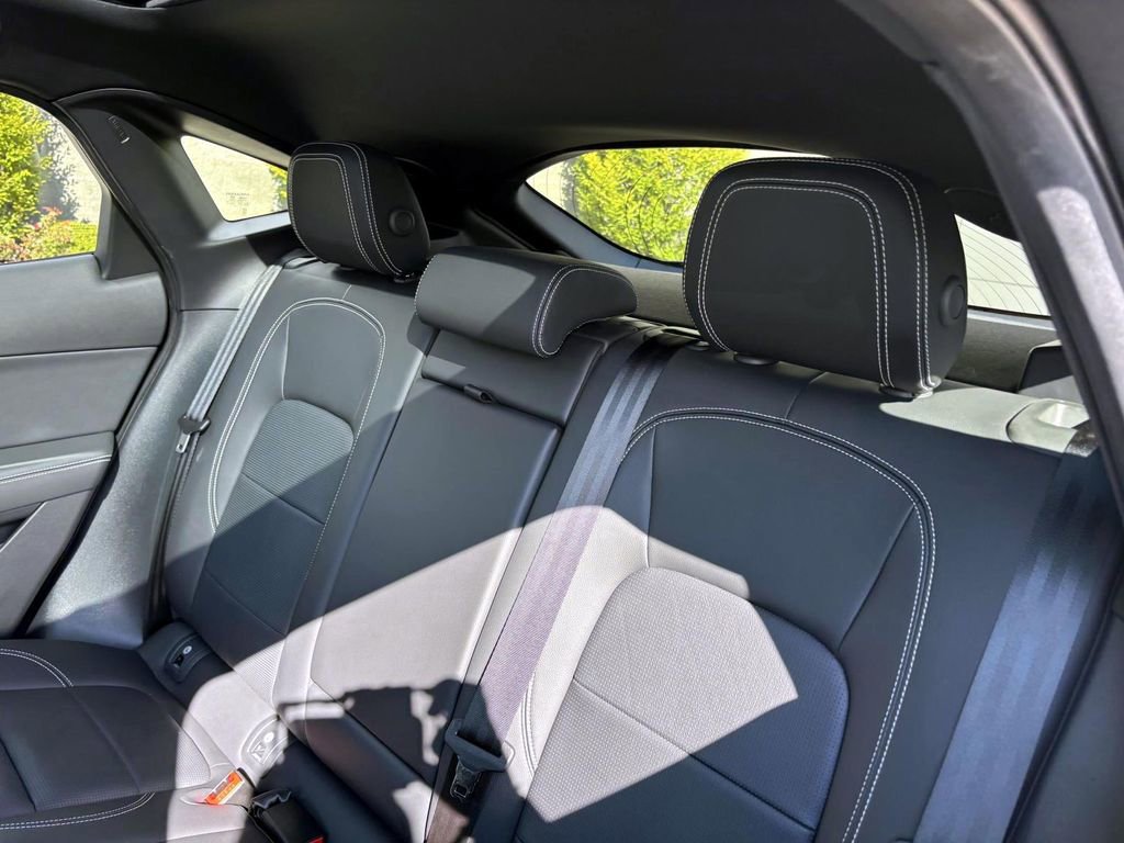 Used 2024 Jaguar E-PACE R-Dynamic SE image 22