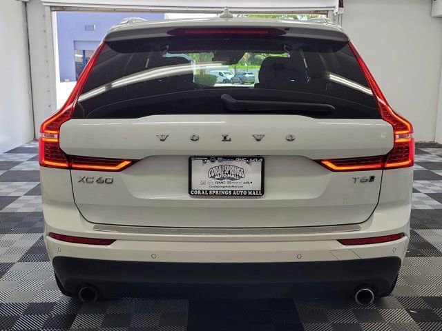 Used 2018 Volvo XC60 T6 Momentum w/ Convenience Package image 5