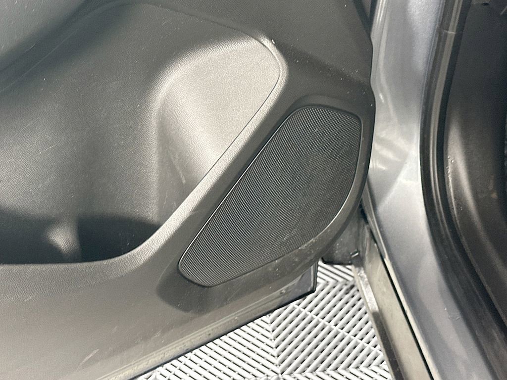 Used 2022 Chevrolet TrailBlazer LT AWD/4WD image 26