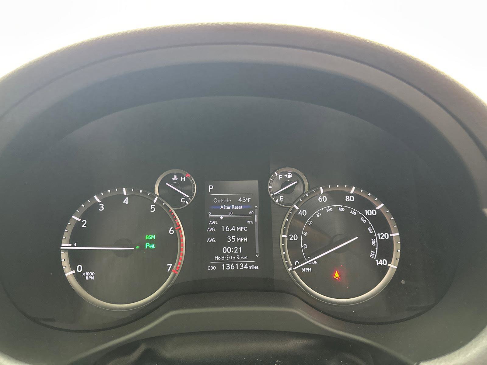 Used 2021 Lexus GX 460 Premium w/ Accessory Package image 9