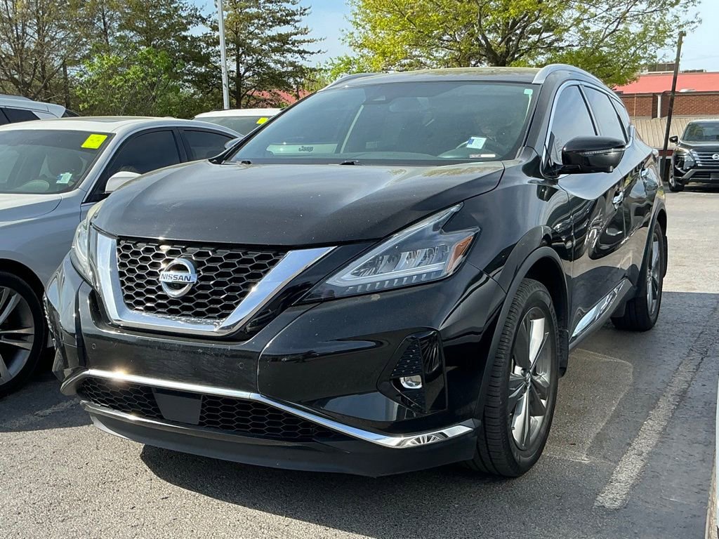Used 2019 Nissan Murano Platinum w/ Cargo Package image 2