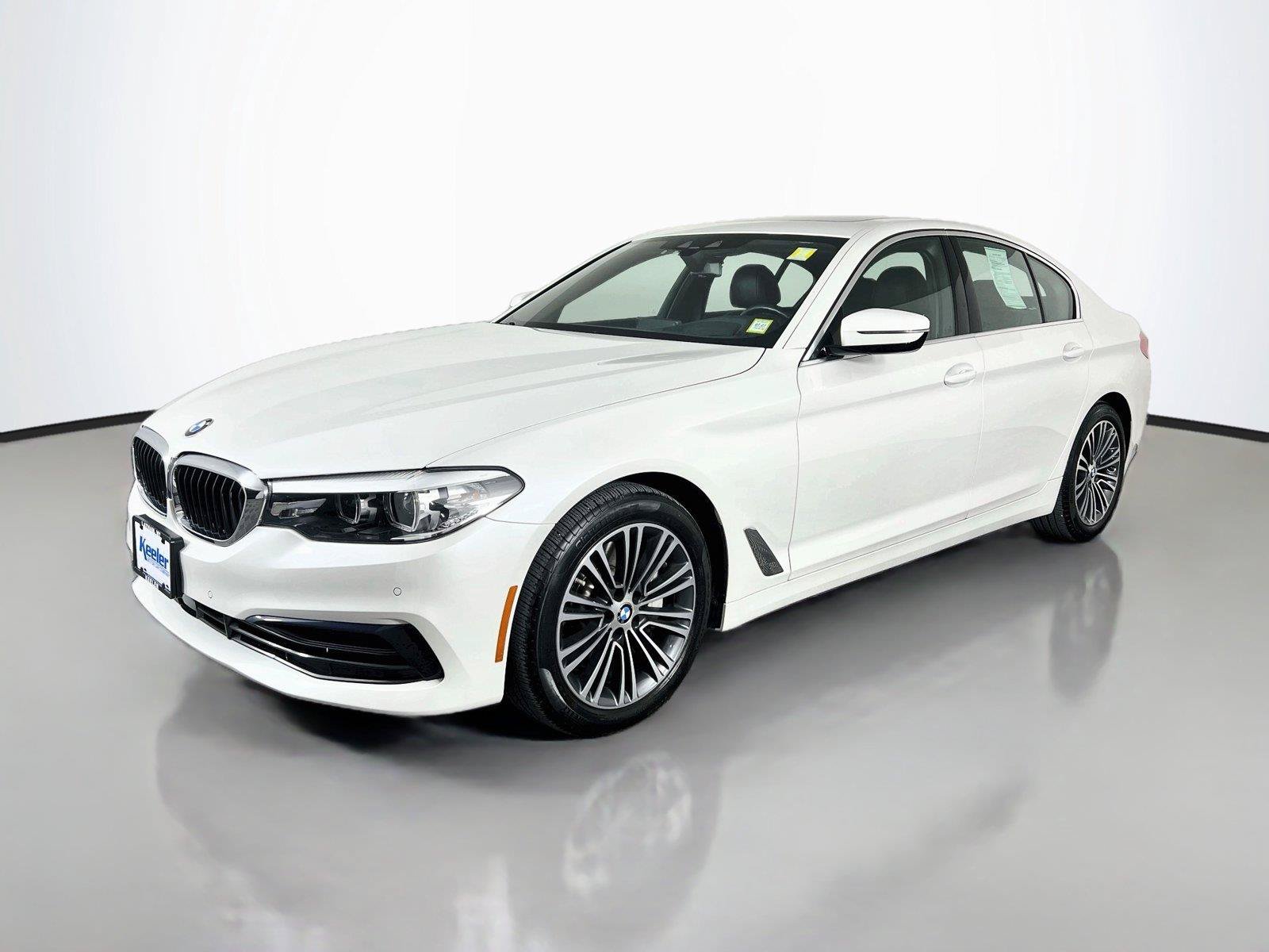Used 2019 BMW 540i xDrive AWD/4WD image 2