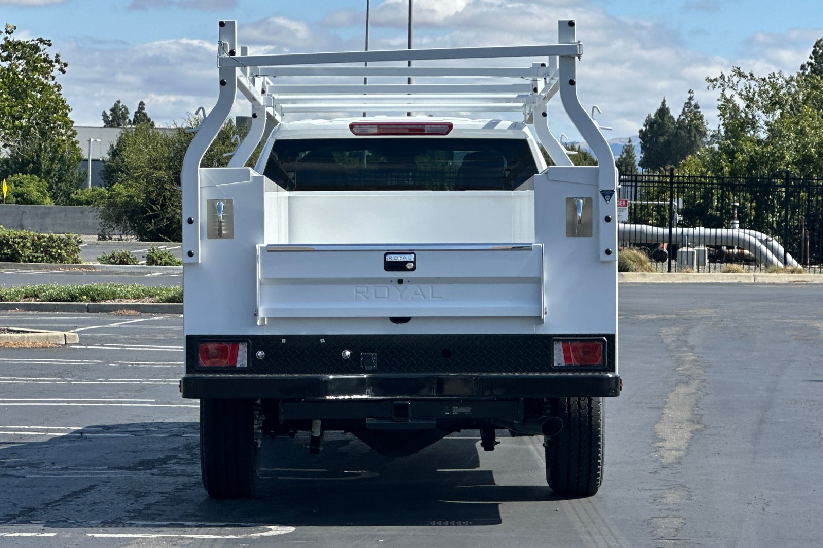New 2026 GMC Sierra 2500 Pro w/ Convenience Package RWD image 5