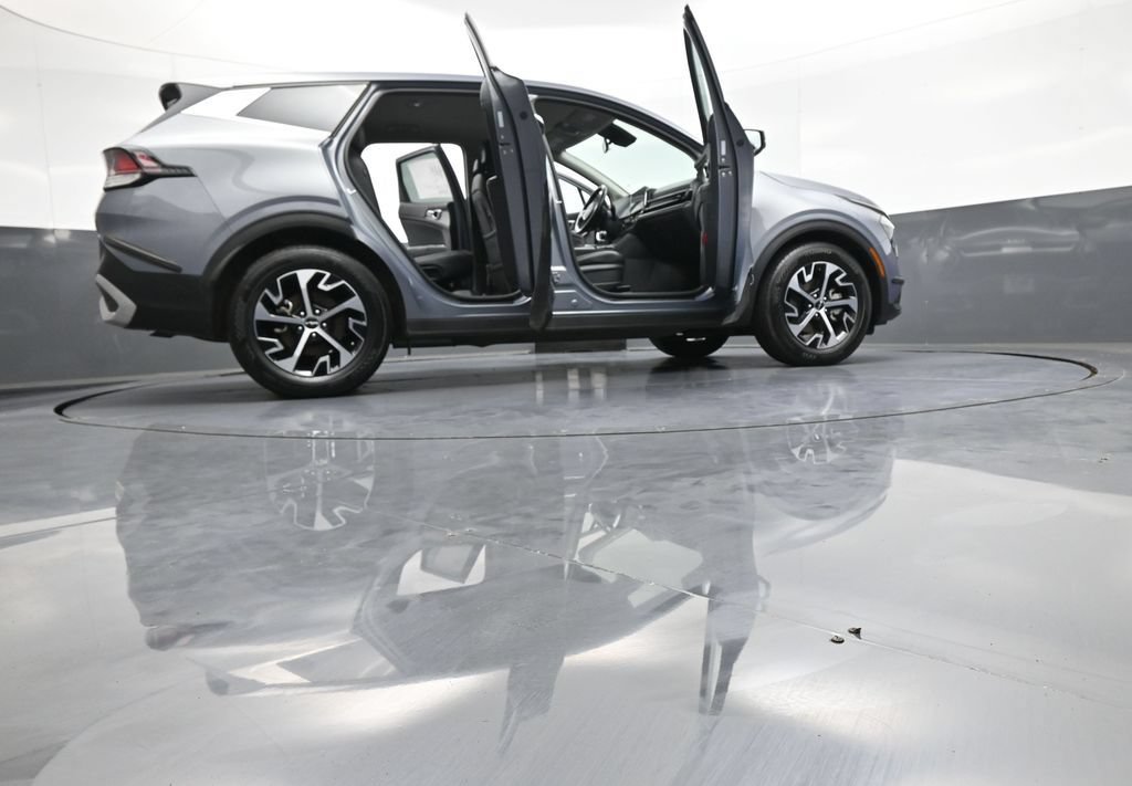 Certified 2024 Kia Sportage EX FWD image 47