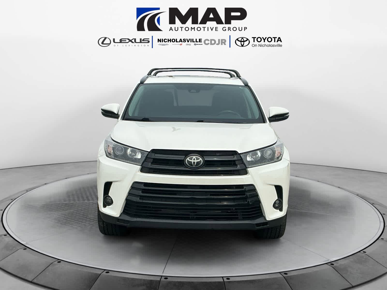 Used 2019 Toyota Highlander SE AWD/4WD image 8