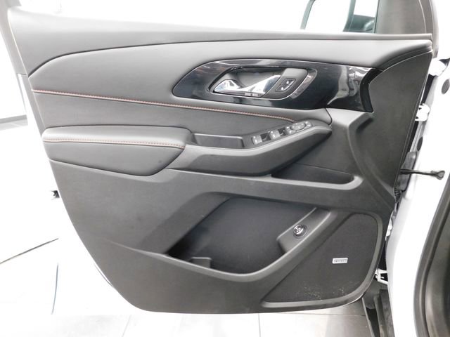 Used 2023 Chevrolet Traverse RS w/ LPO, Floor Liner Package image 17