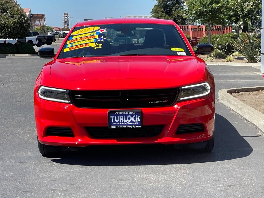 Used 2023 Dodge Charger SXT RWD image 3