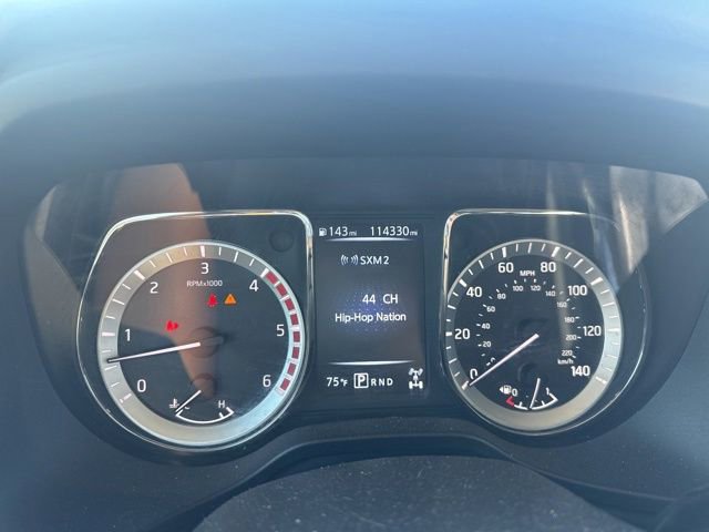 Used 2016 Nissan Titan PRO-4X w/ Pro-4x Convenience Package AWD/4WD image 19