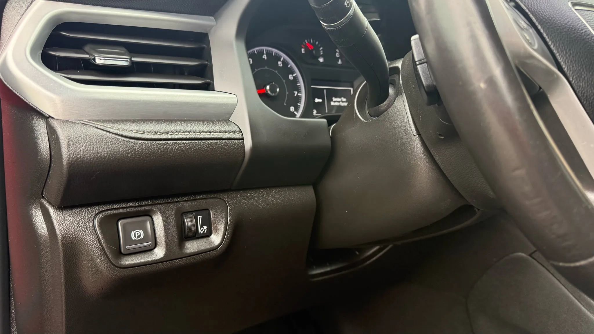 Used 2019 GMC Acadia SLE w/ LPO, Cargo Package image 23