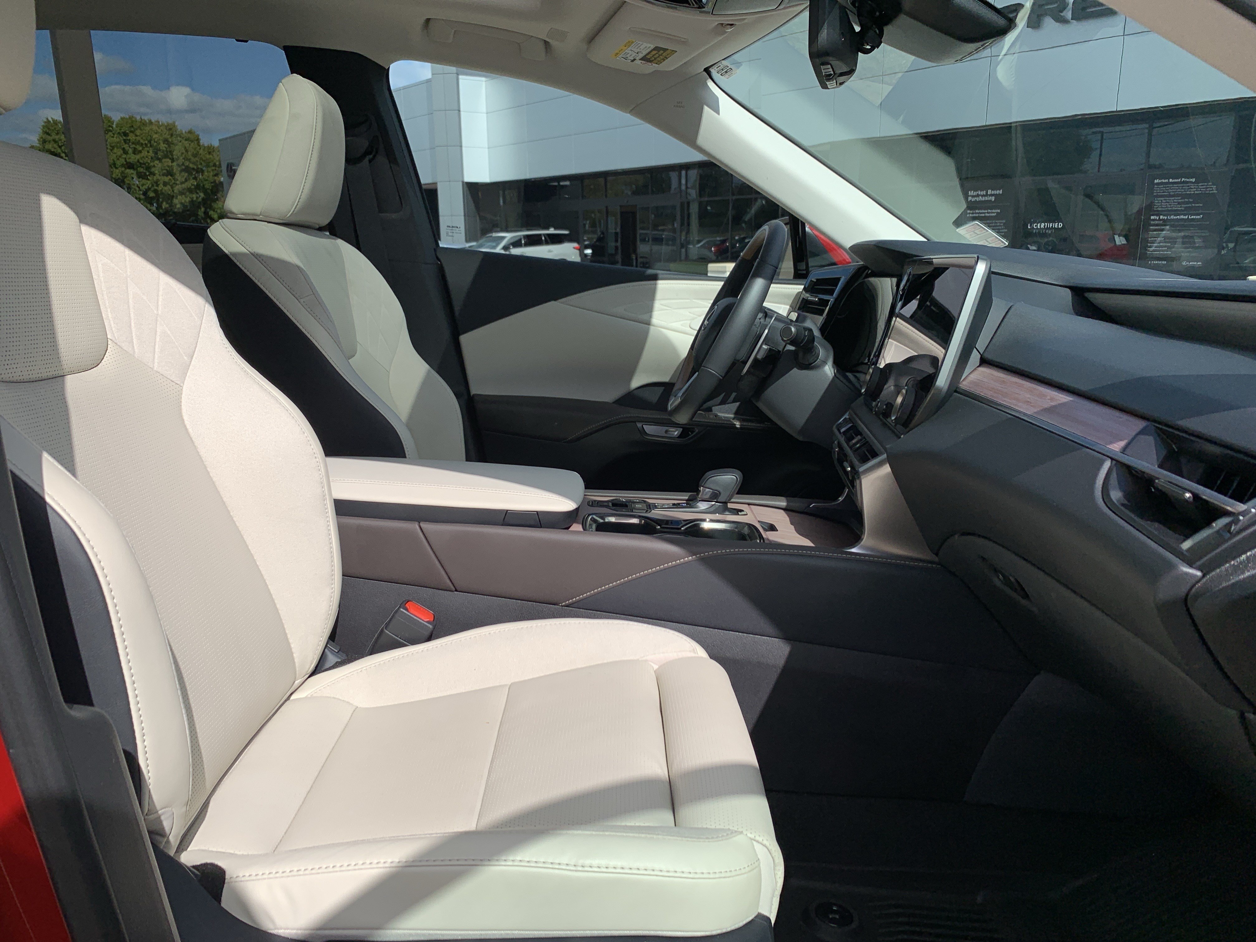 Certified 2025 Lexus RX 350 AWD w/ Convenience Package image 35