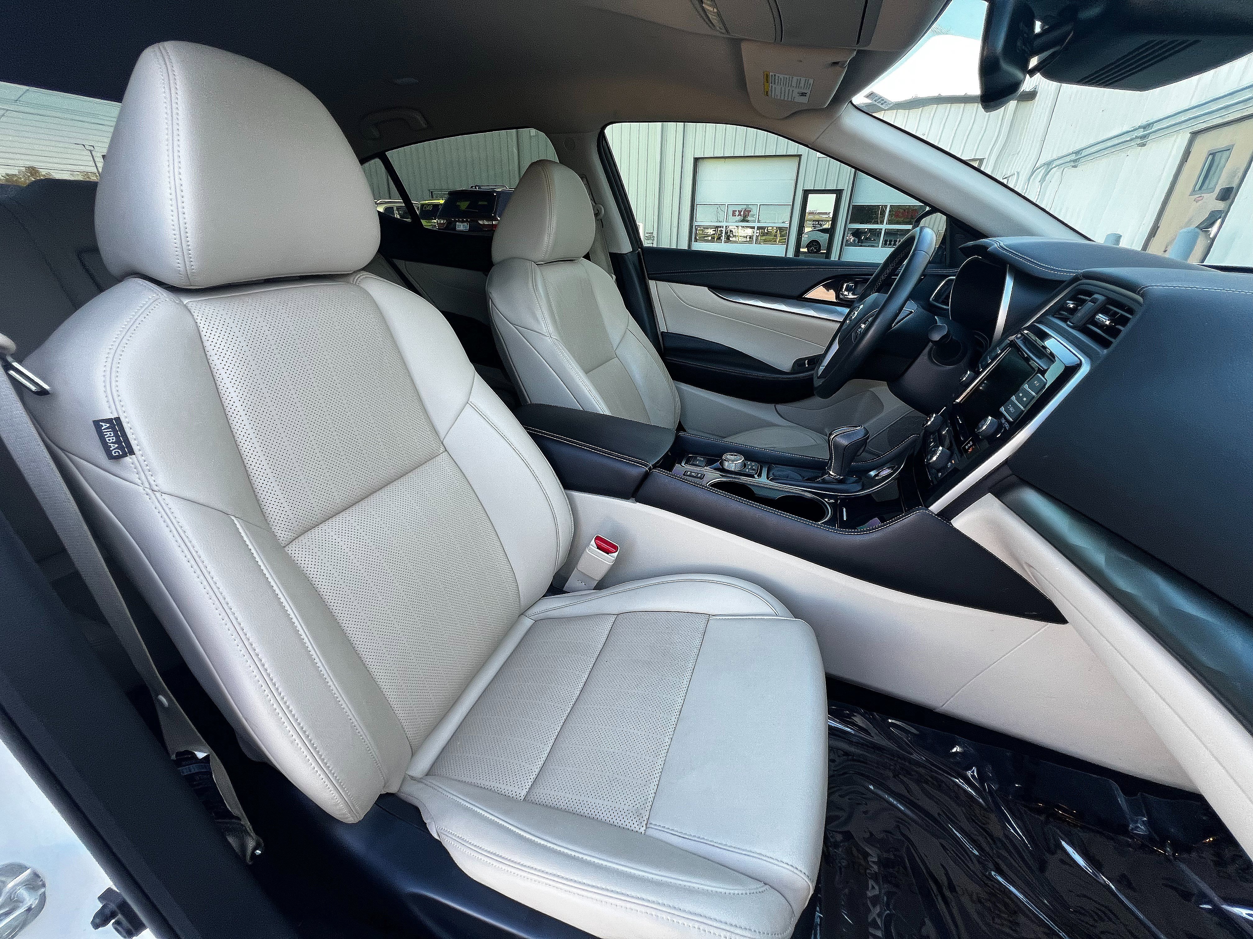 Used 2020 Nissan Maxima 3.5 SV w/ Floor Mat Group image 33