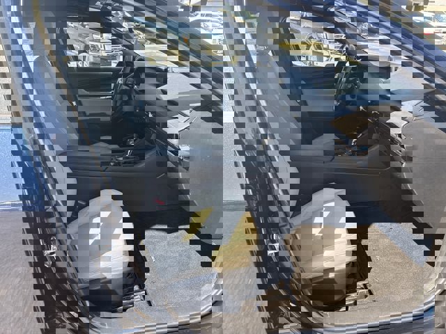 Used 2019 MAZDA MAZDA3 Hatchback w/ Preferred Package image 6