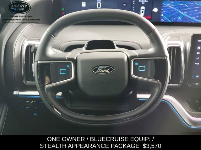 Used 2025 Ford Expedition Max Platinum w/ Stealth Appearance Package image 27