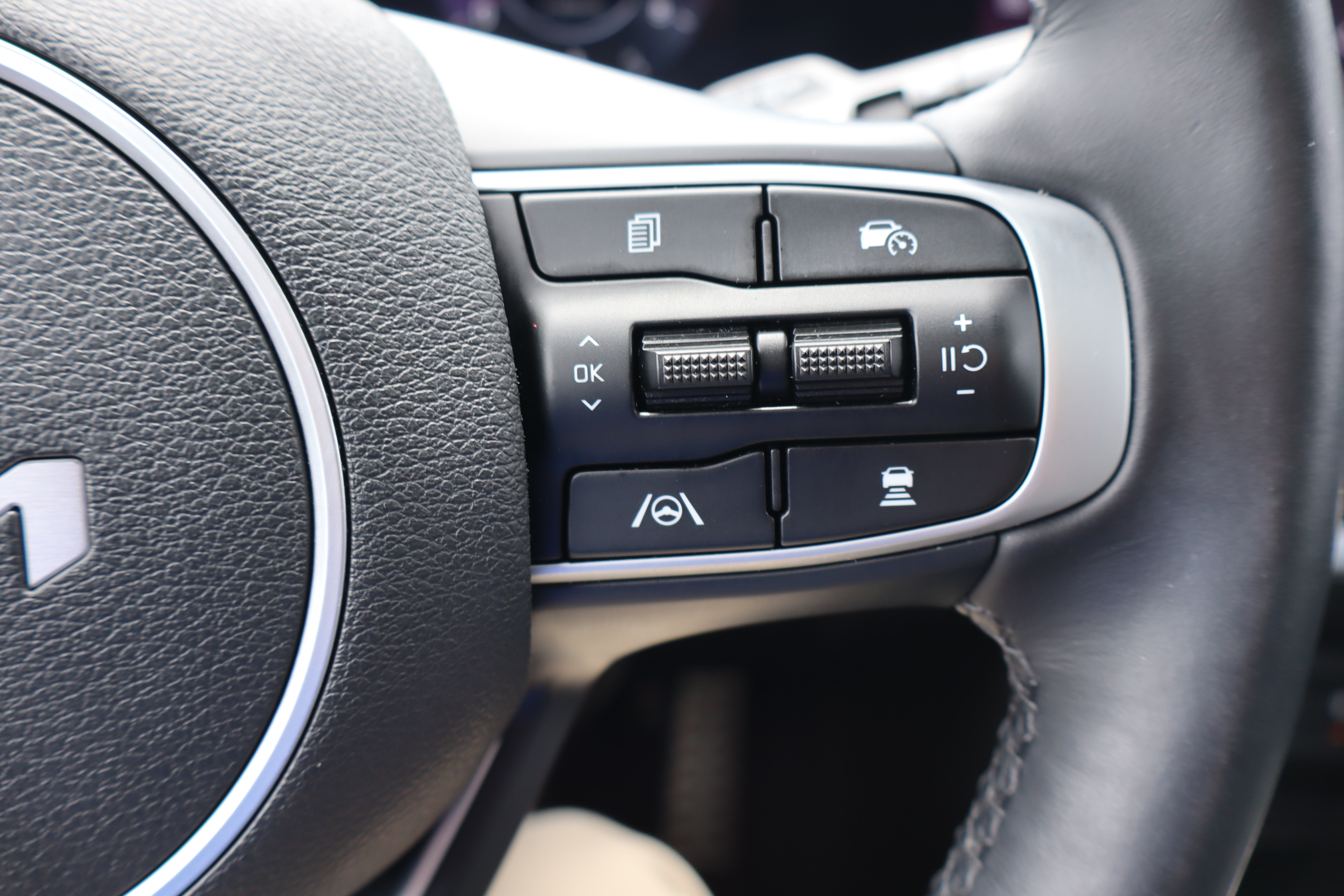 Used 2024 Kia Sportage X-Pro AWD/4WD image 17