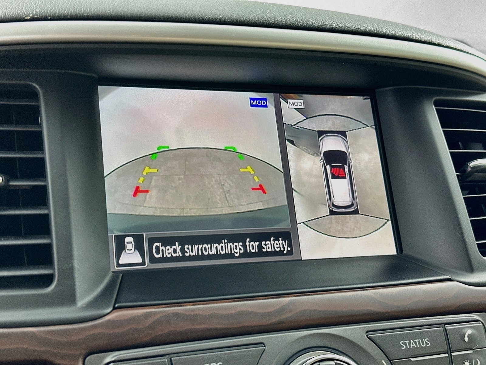 Used 2020 Nissan Pathfinder Platinum AWD/4WD image 19