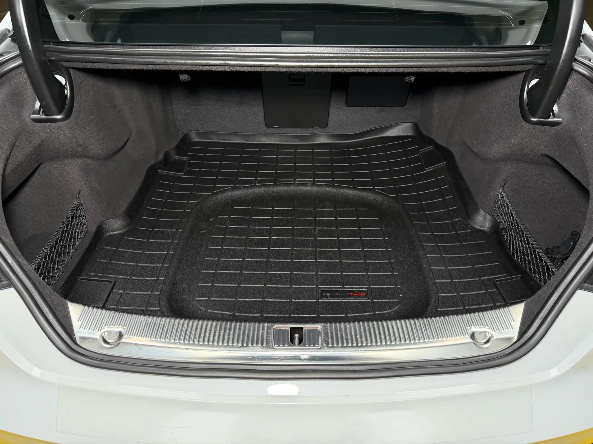 Used 2015 Audi A8 L 4.0T w/ Premium Package image 14