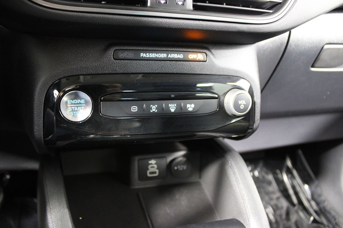 Used 2024 Ford Escape SE FWD image 9